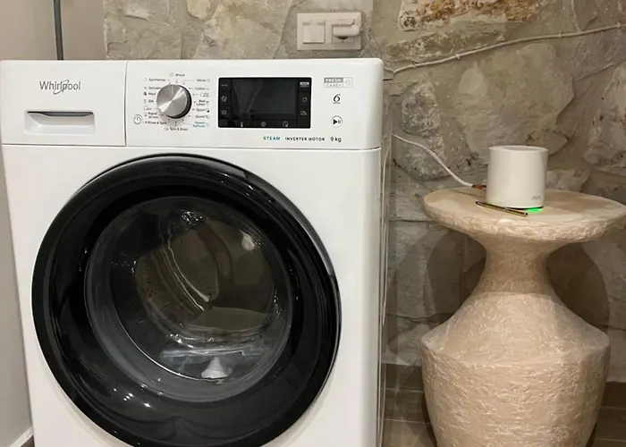 Aquaris Villa Hanióti