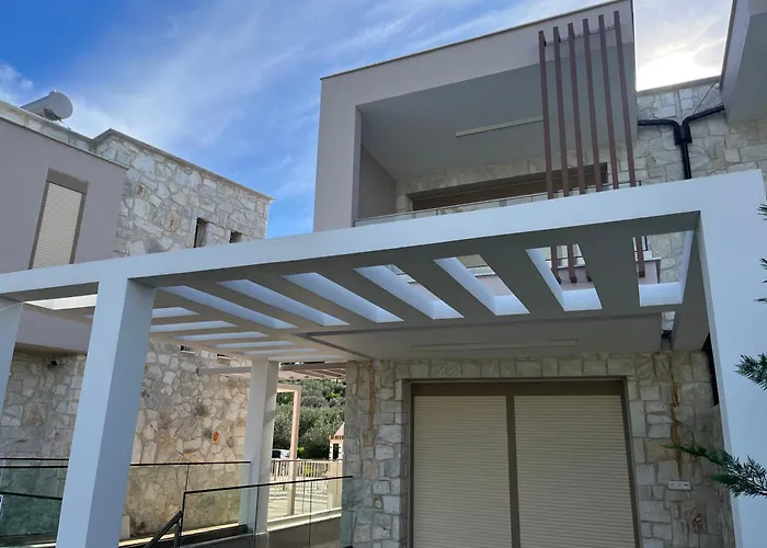 Aquaris Villa Chaniotis